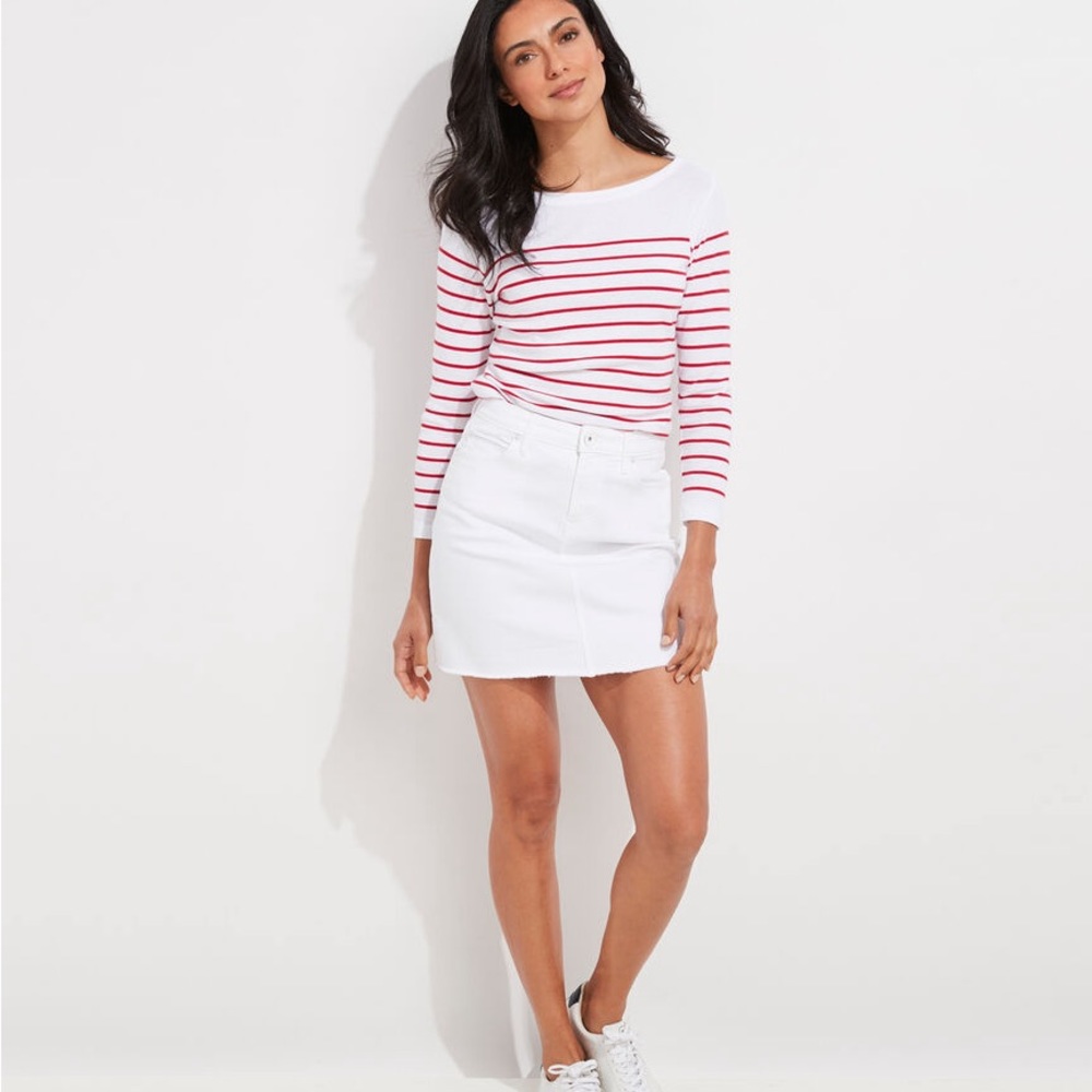 NWOT Vineyard Vines size 6 white mini jean skirt